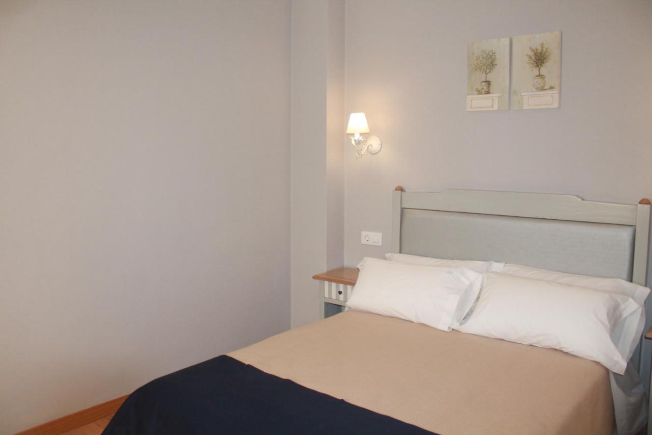 Hotel Torre Del Oro La Rinconada Extérieur photo