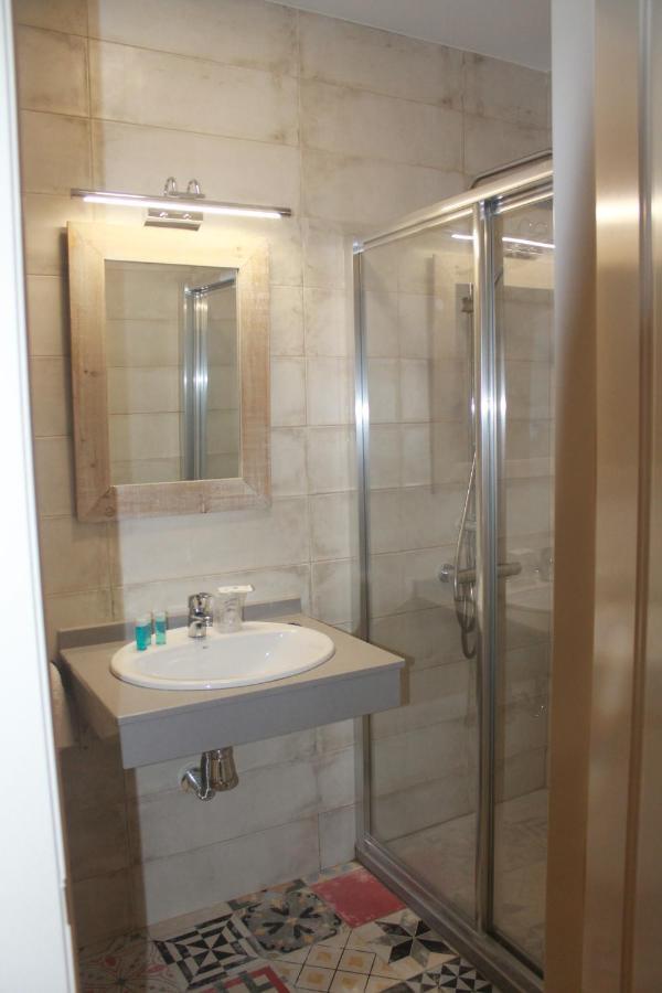 Hotel Torre Del Oro La Rinconada Extérieur photo